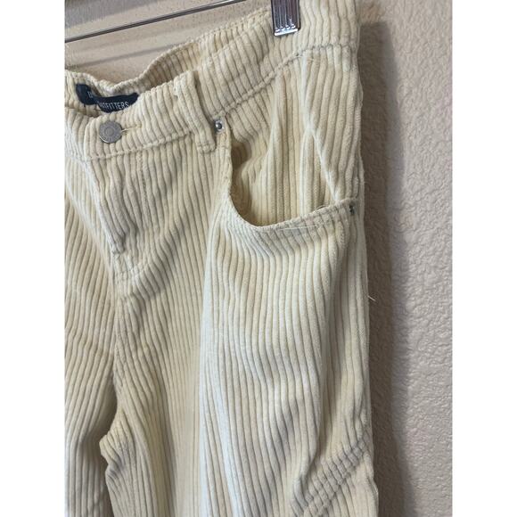 Urban Outfitters Cream Corduroy Y2K Street Style Women’s Cargo Pants Size 26 - Picture 5 of 13